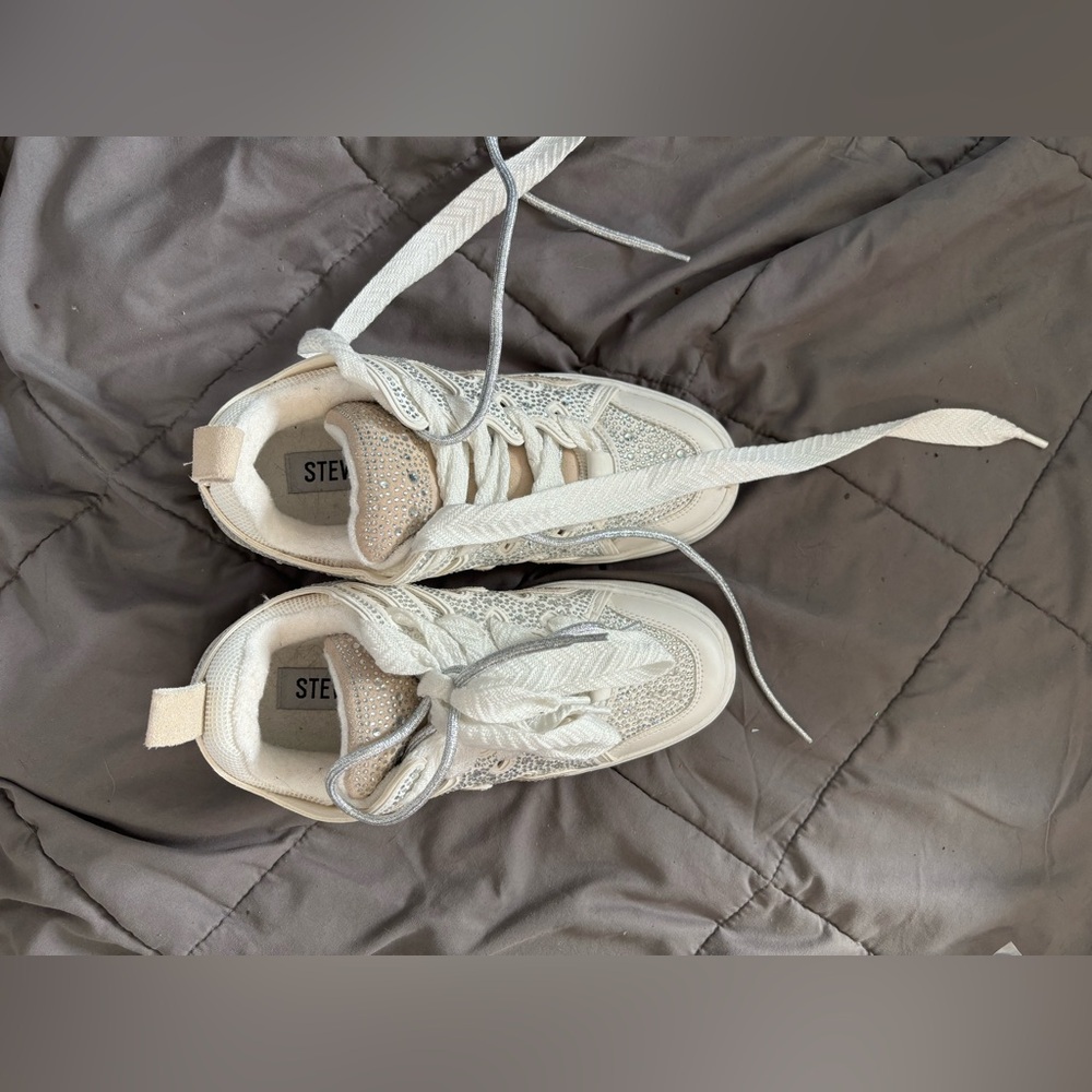 Steve Madden sneakers